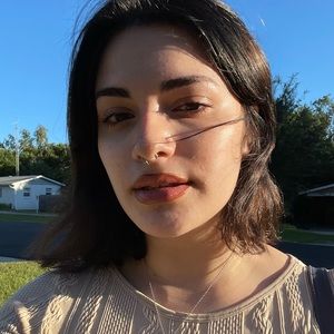 Meet your Posher, Eva